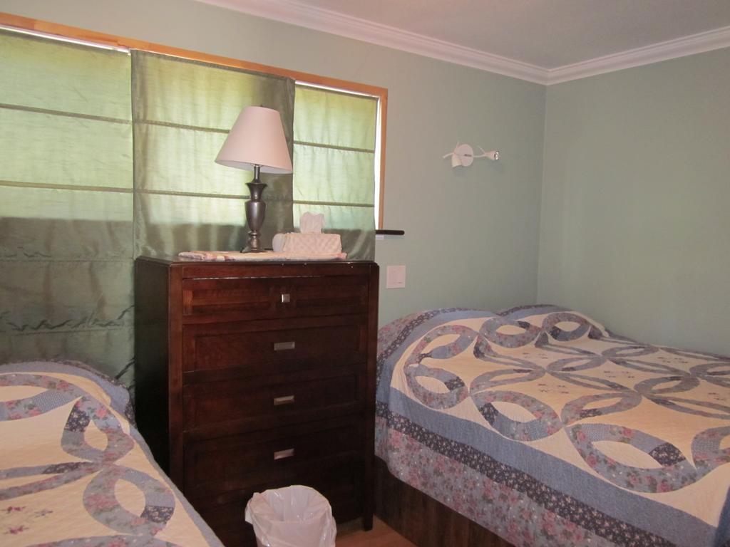 Oceanside Resort Powell River Bagian luar foto
